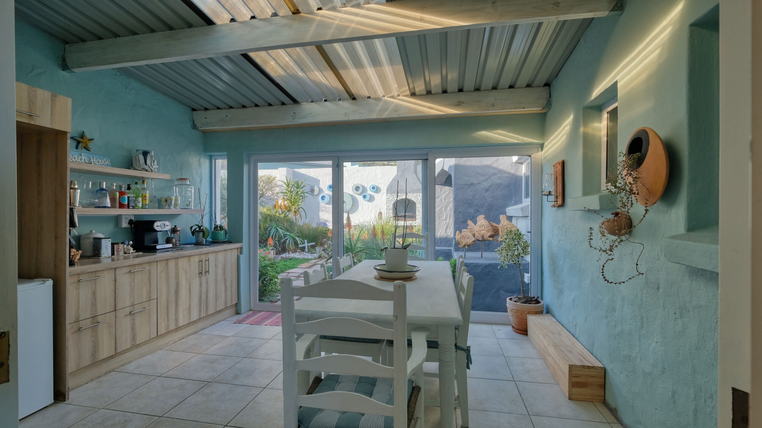 Breakfast Room